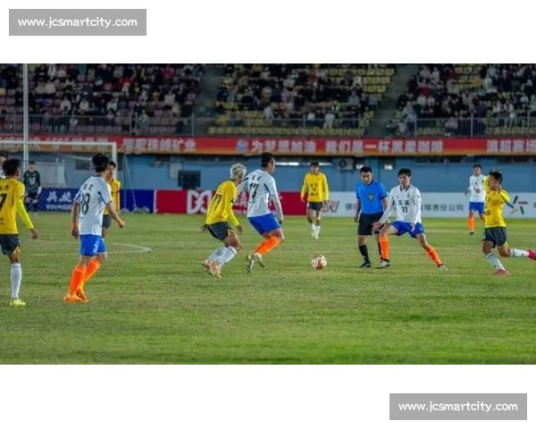 巅峰对决绿茵烽火足球赛事直播全景直击精彩瞬间全球球迷同步见证荣耀之夜